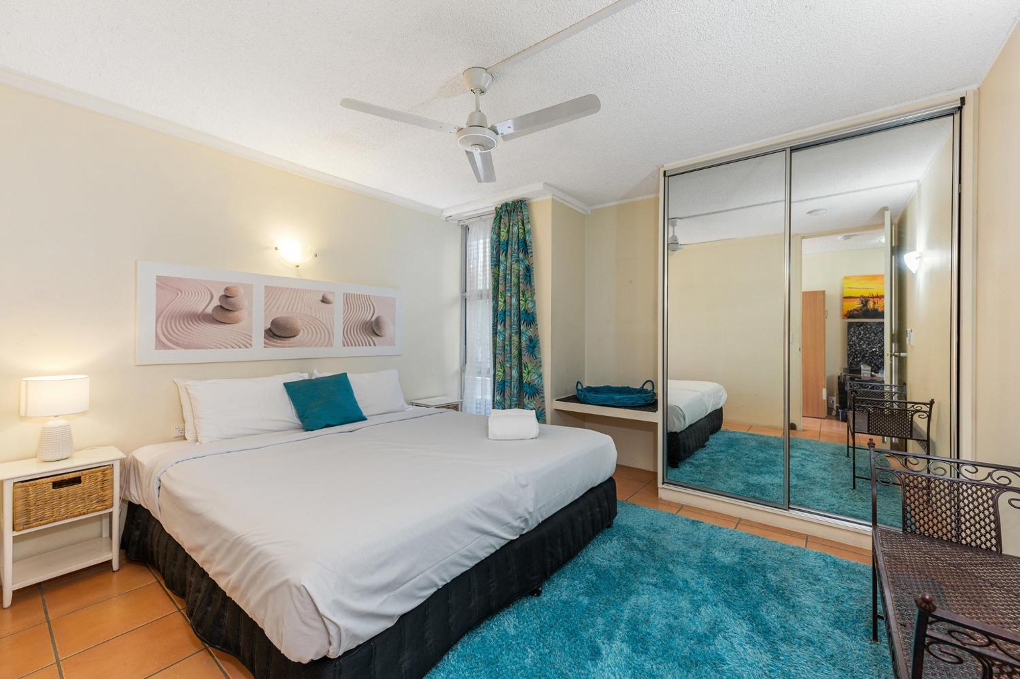 Hi Ho Beach Apartments On Broadbeach Голд-Кост Экстерьер фото