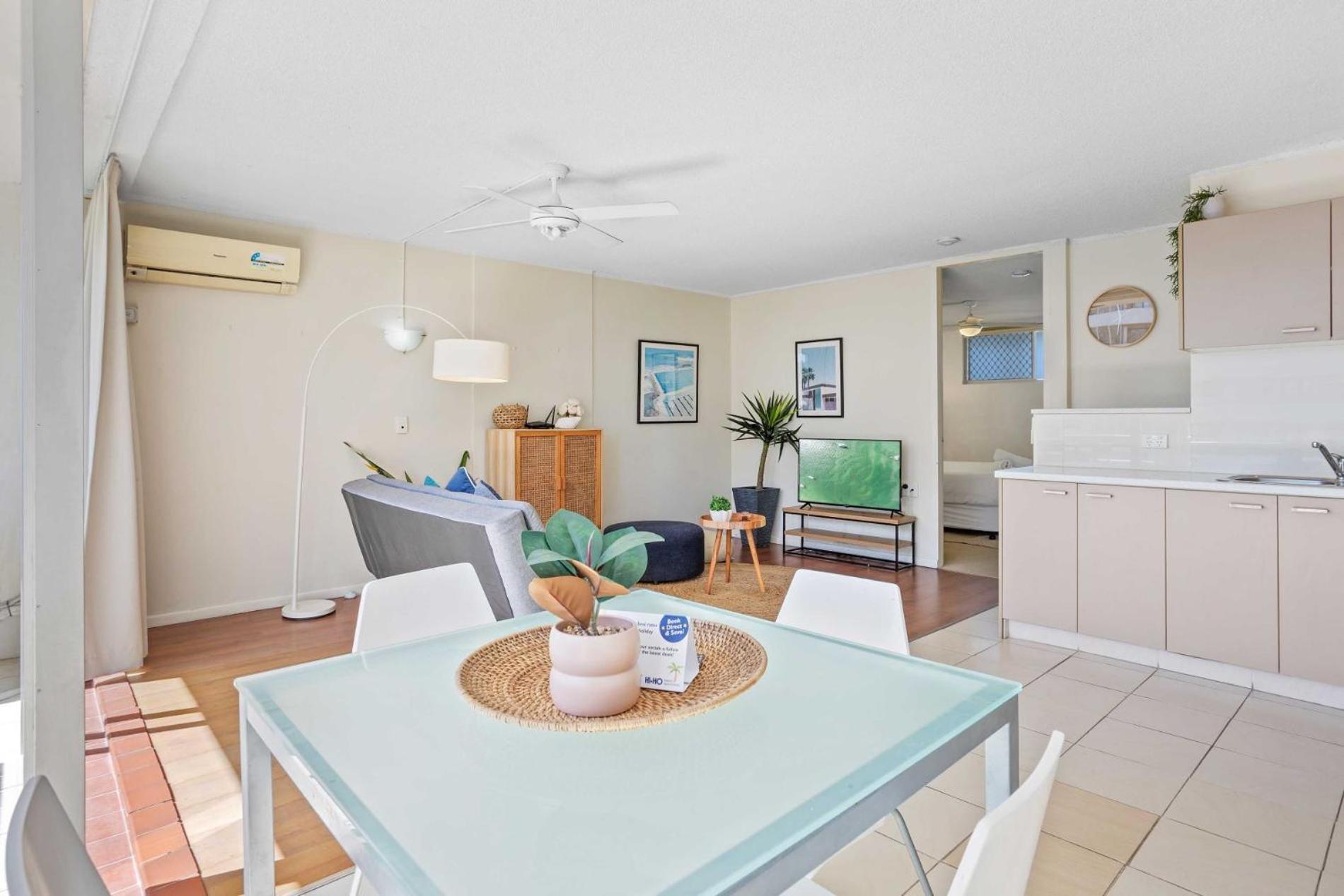 Hi Ho Beach Apartments On Broadbeach Голд-Кост Экстерьер фото