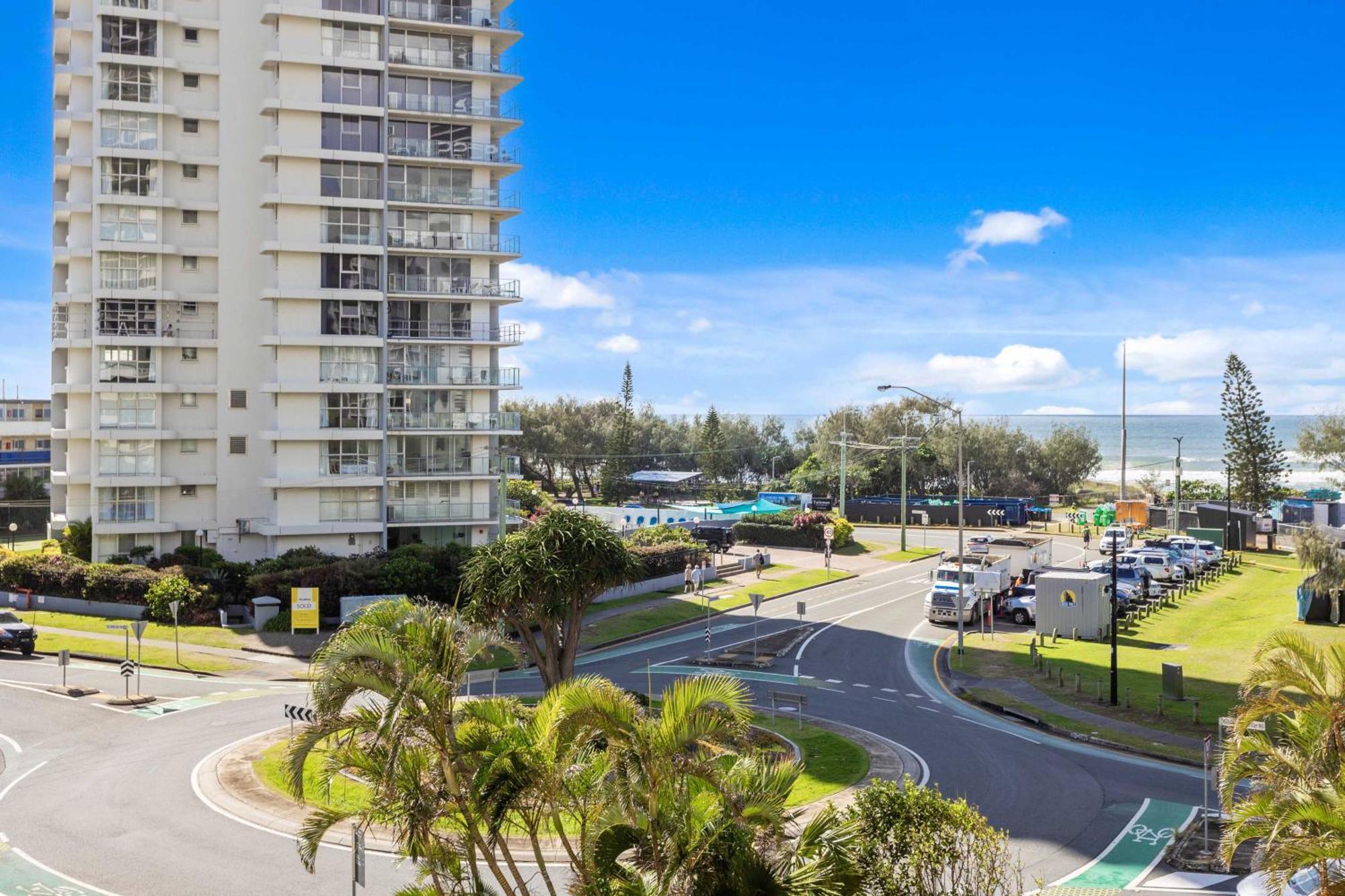Hi Ho Beach Apartments On Broadbeach Голд-Кост Экстерьер фото